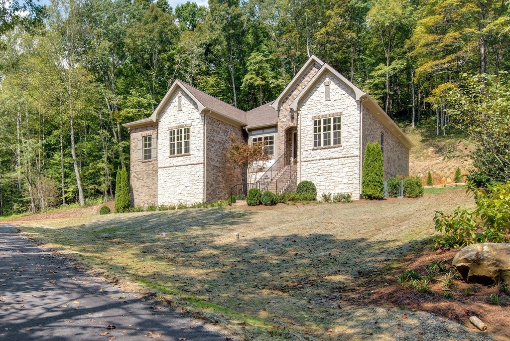 183 Blueberry Court