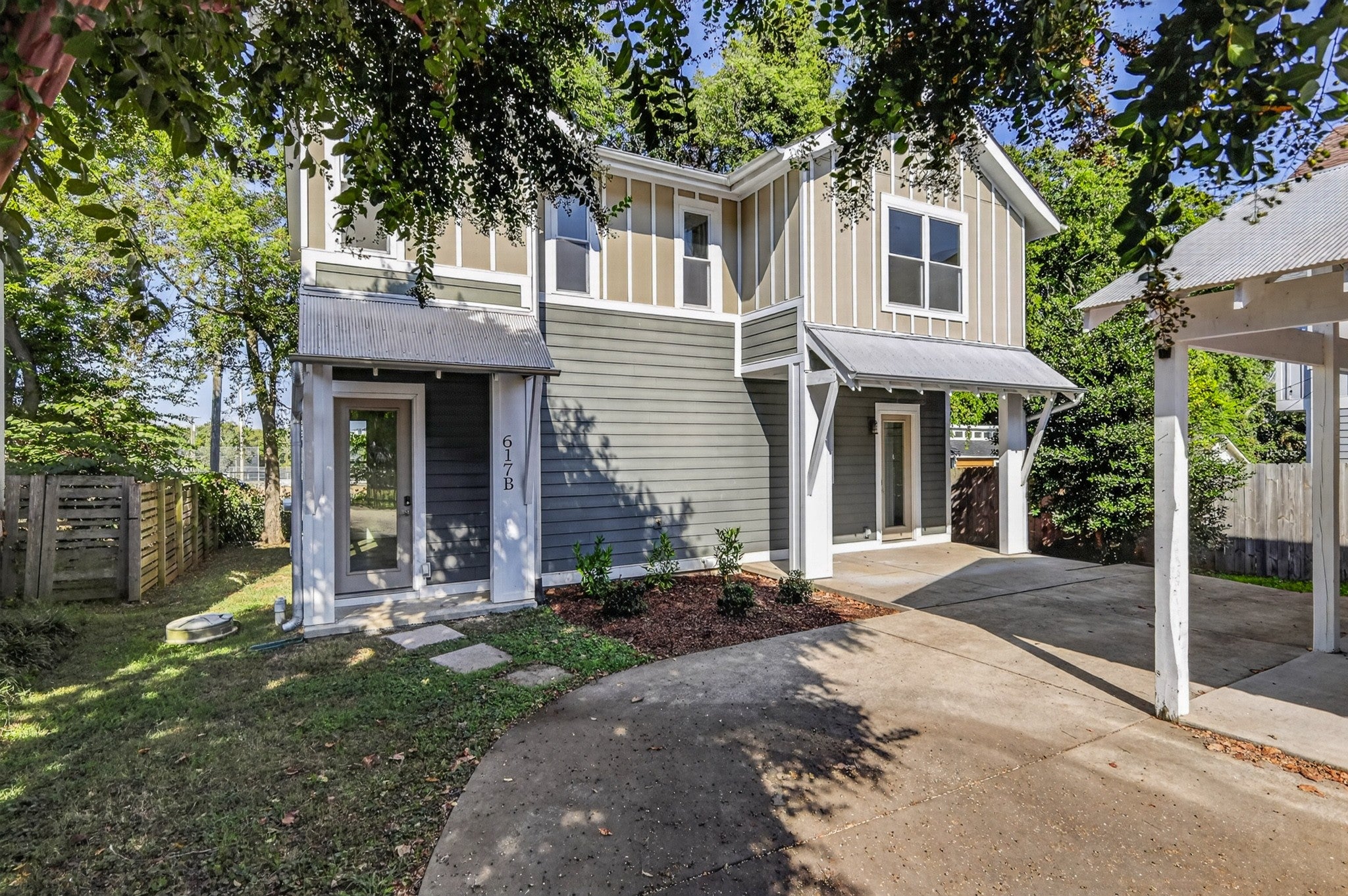3.0-bed rental at 617 Eastboro Dr