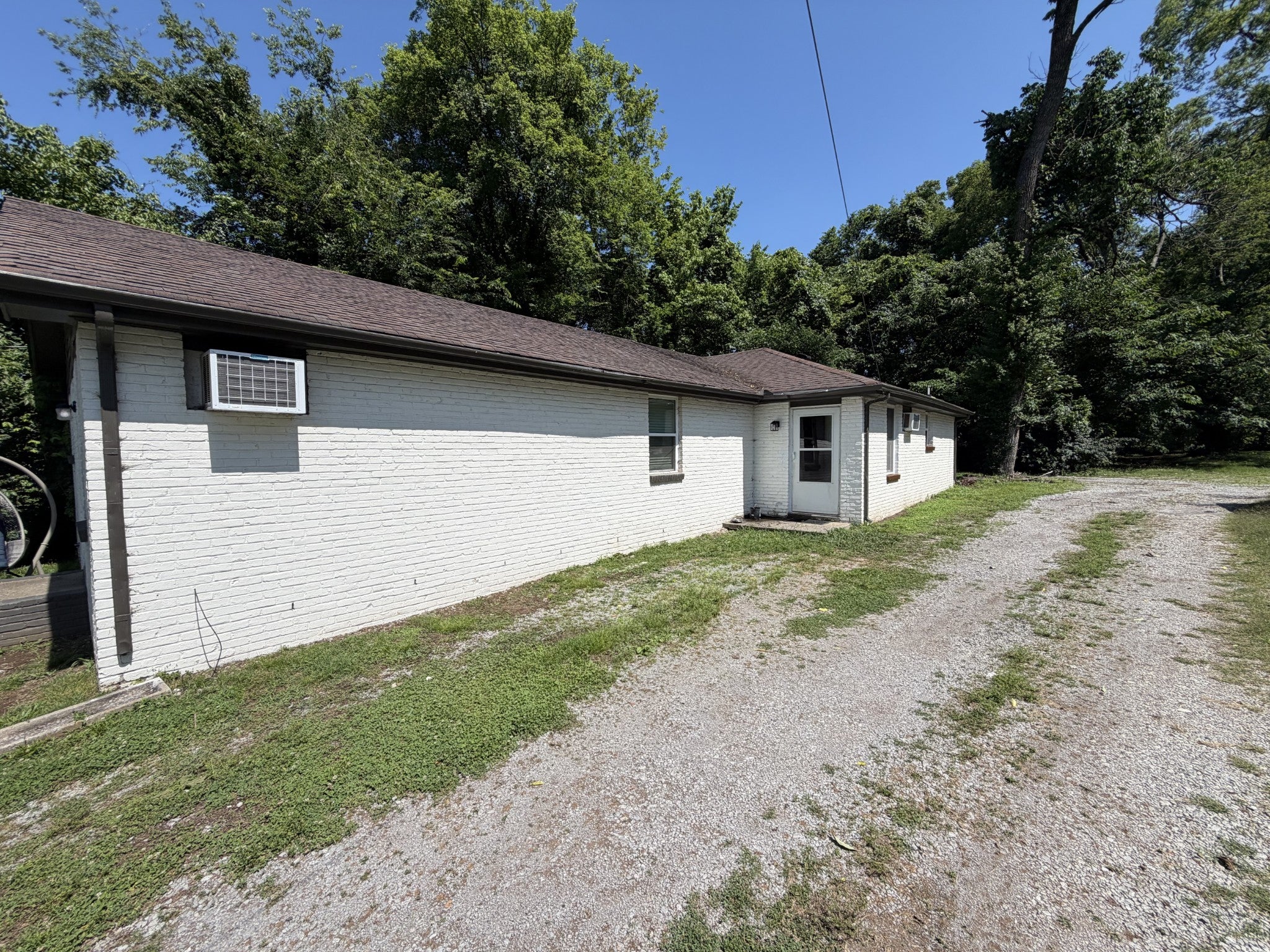 2-bed home for rent in Nashville, TN 37207, 905 Blue Ridge Dr B 905 Blue Ridge Dr B, Nashville TN 37207 2-bed home, photo 2 of 8