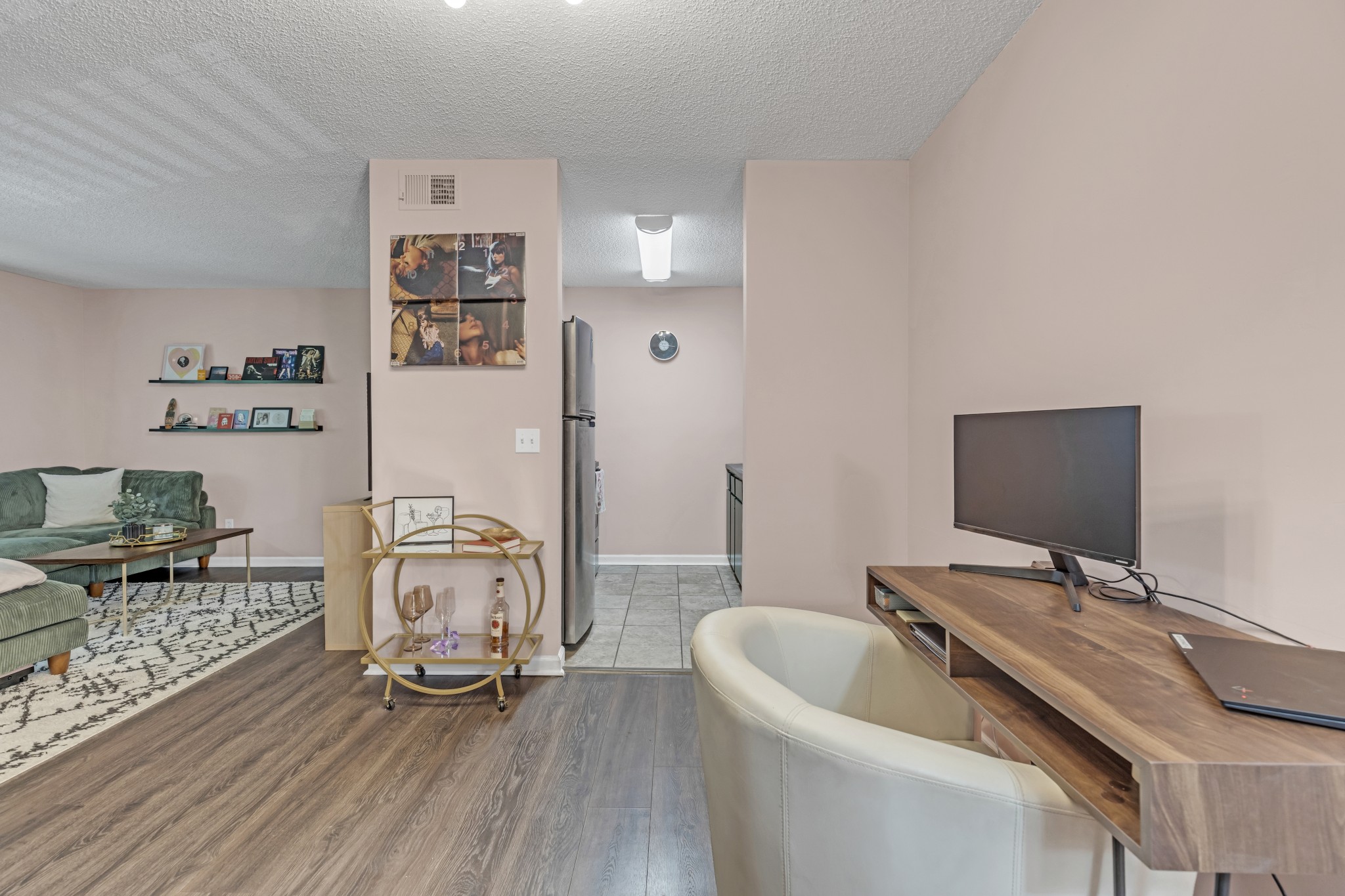 2929 Selena Dr K142