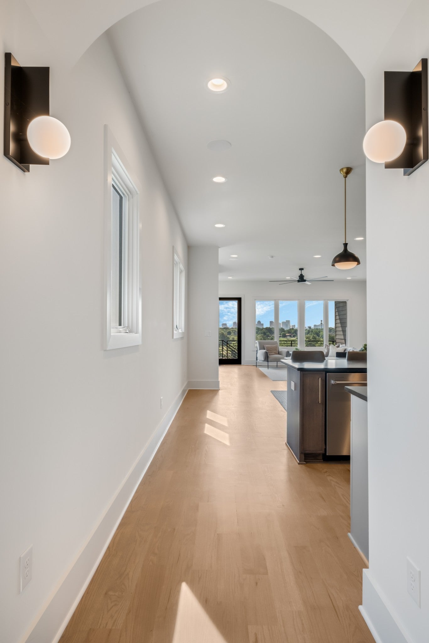 2118 Cliff Dr