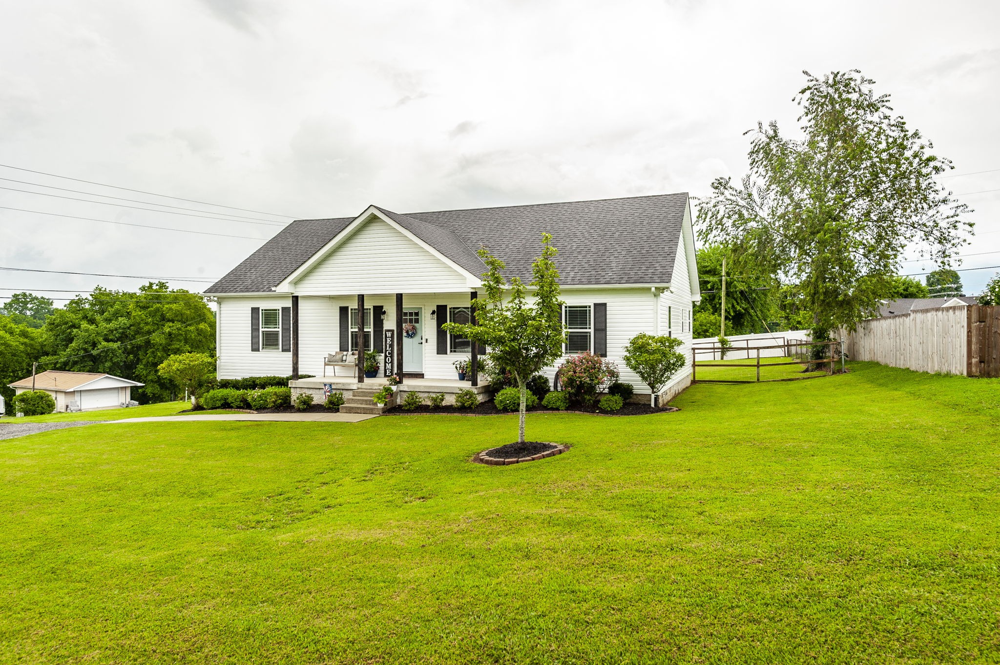 112 Hilltop Dr