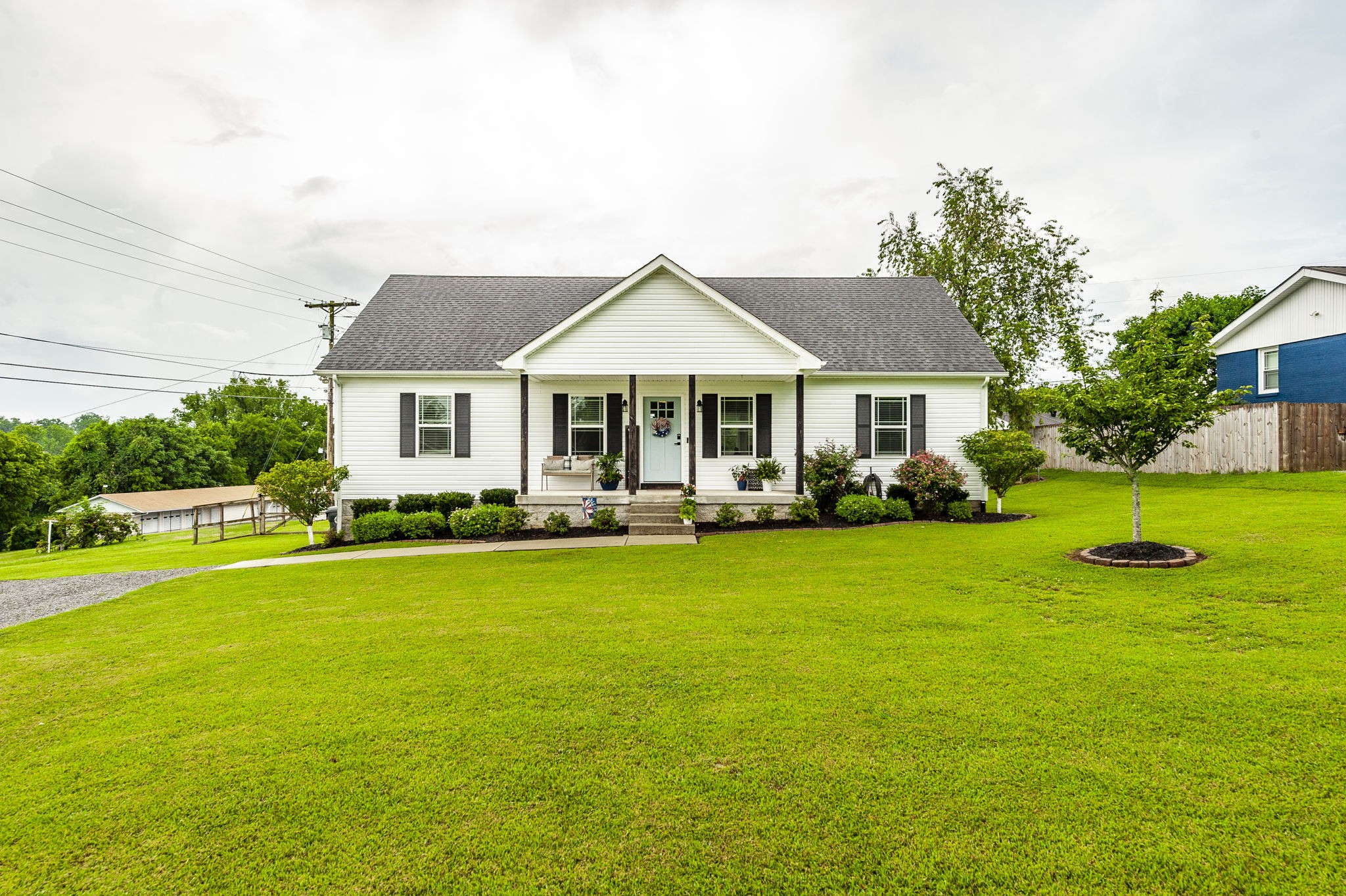 112 Hilltop Dr