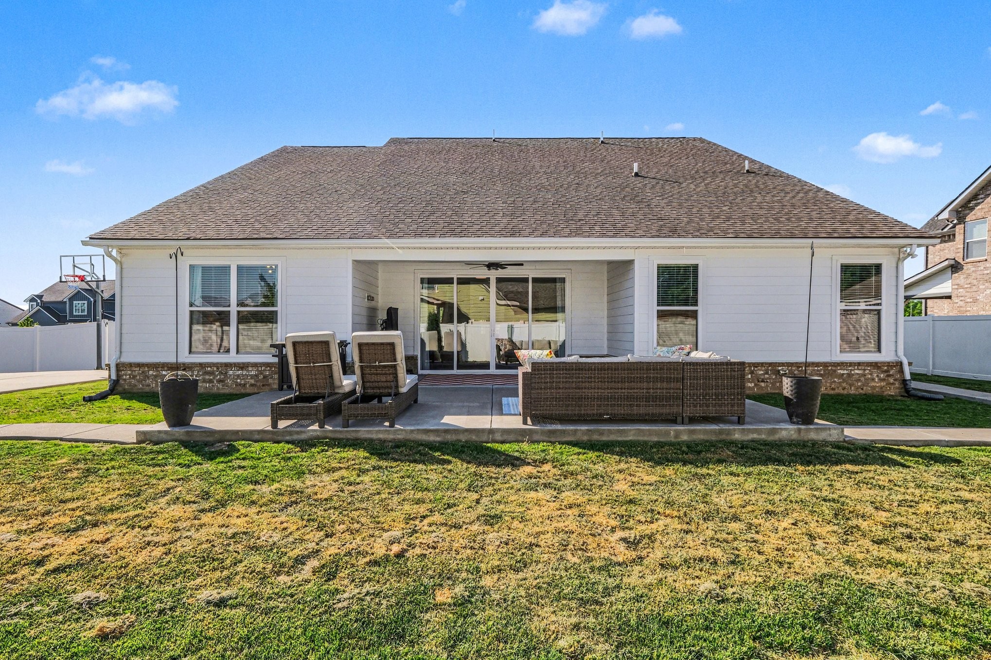 2602 Kingfisher Dr