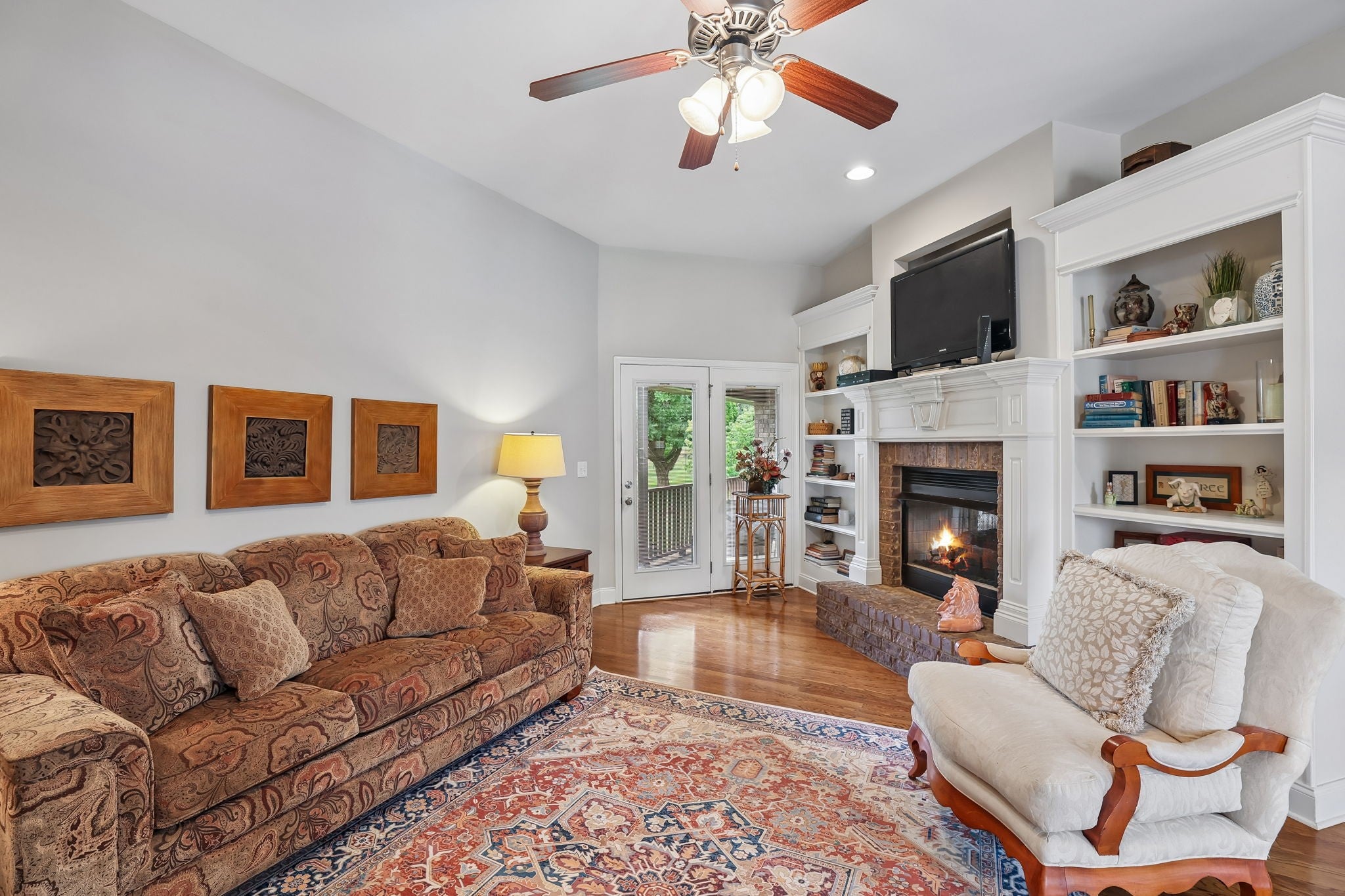 4228 Thoroughbred Ln