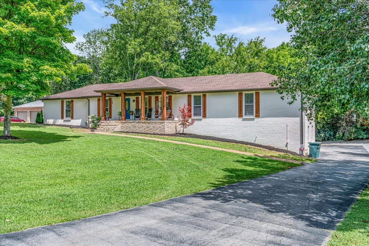 1707 Cook Dr