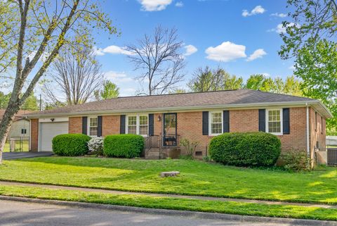 Photo of 3611 Bahama Dr, Hopkinsville, KY 42240 (MLS # 3217136)