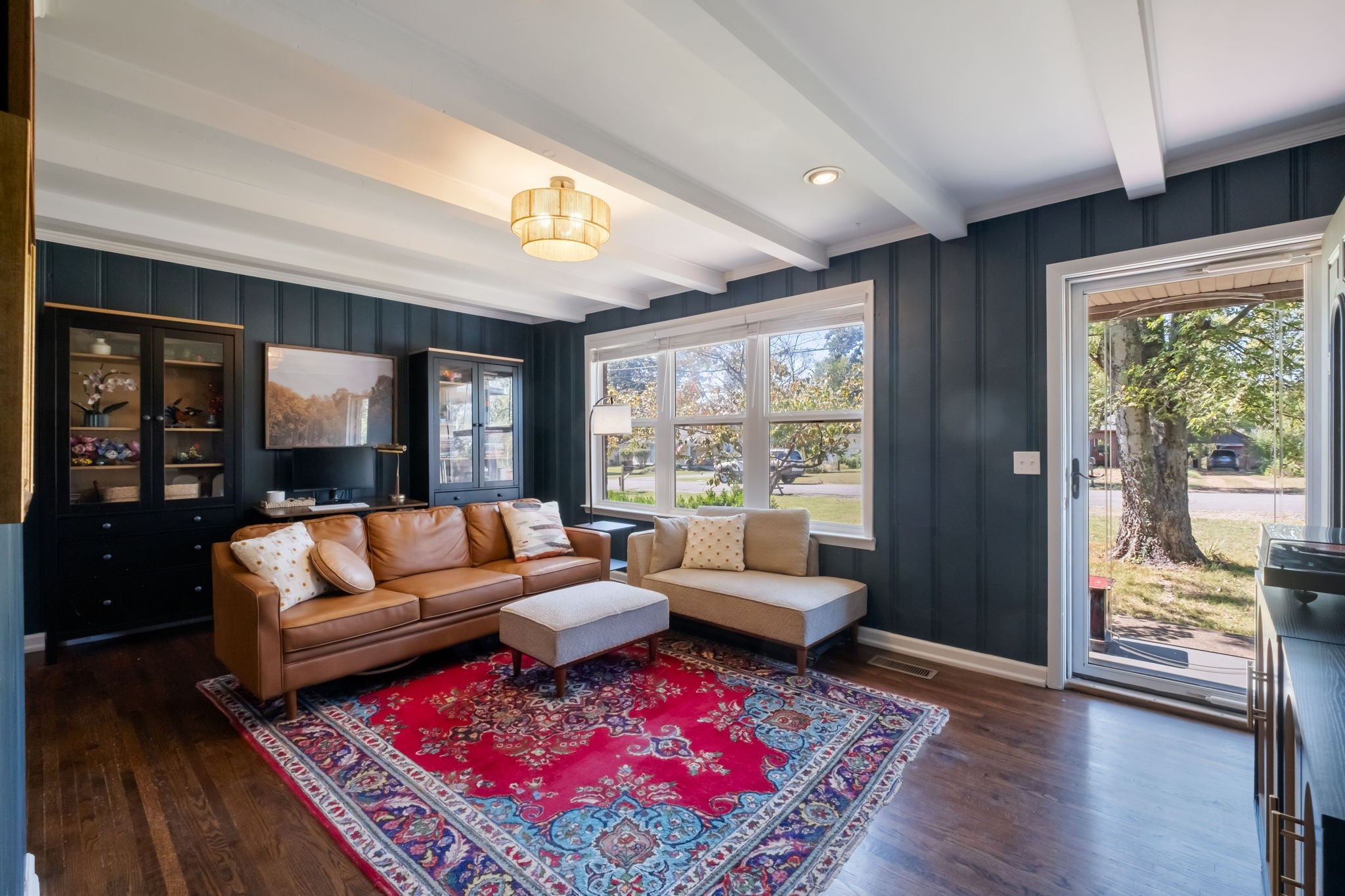 831 Walnut St