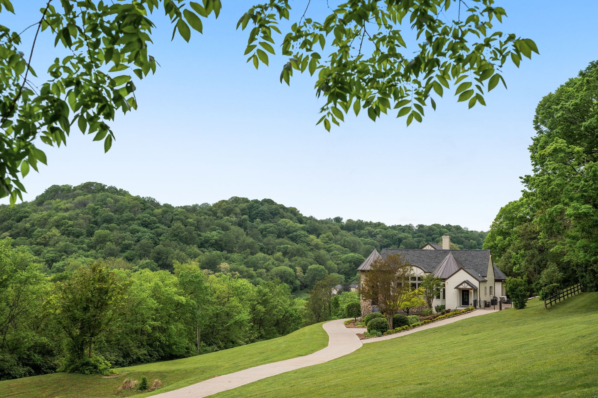 1026 Holly Tree Gap Rd