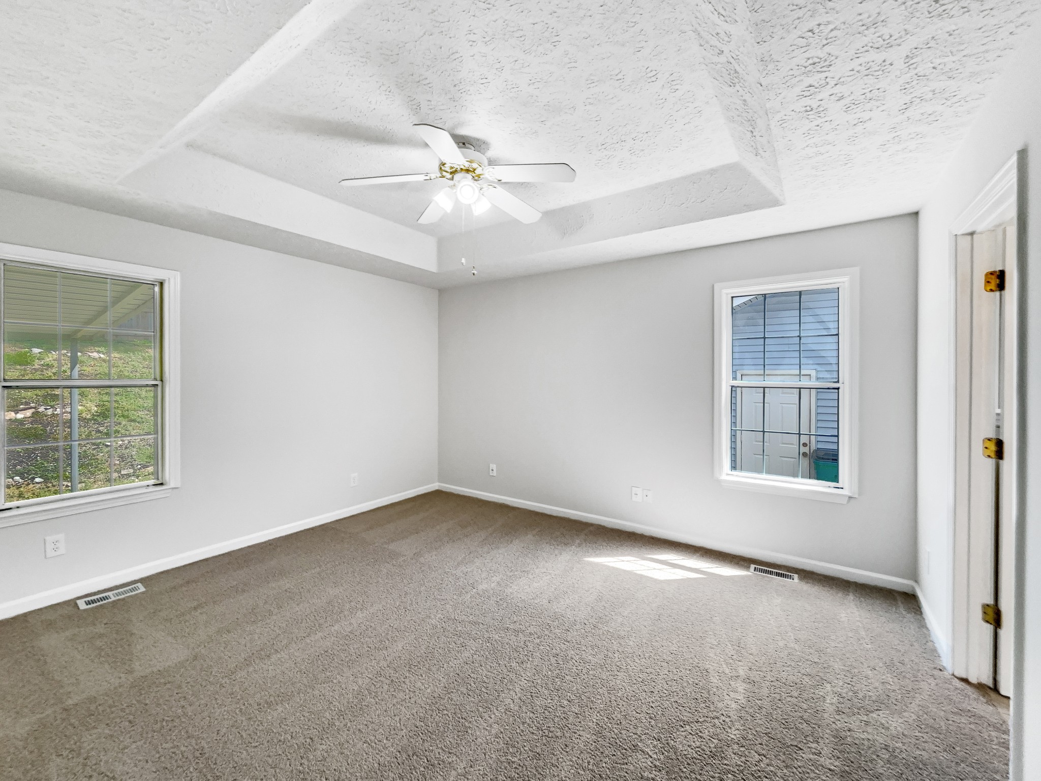 2733 Airwood Dr
