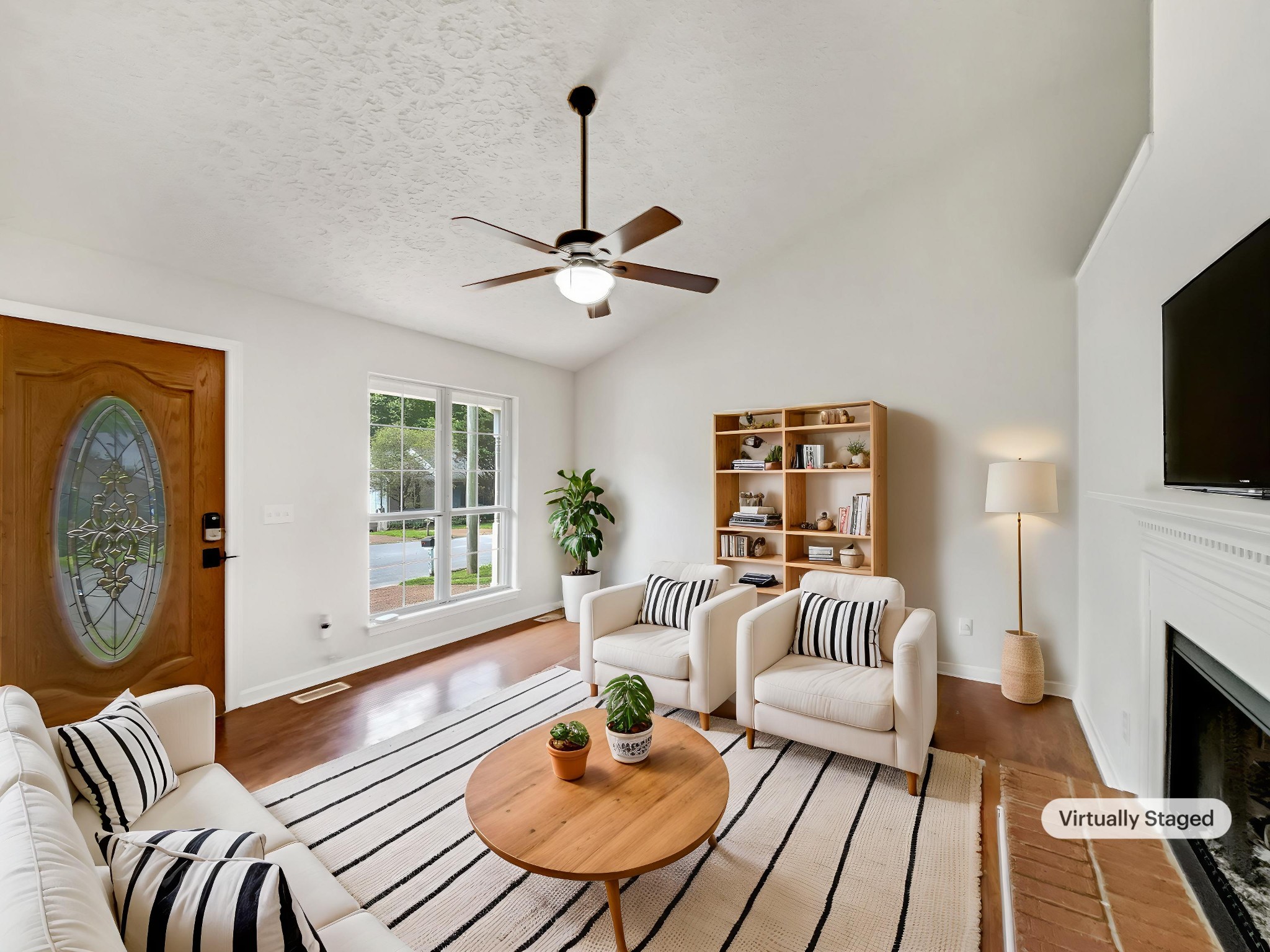 2733 Airwood Dr