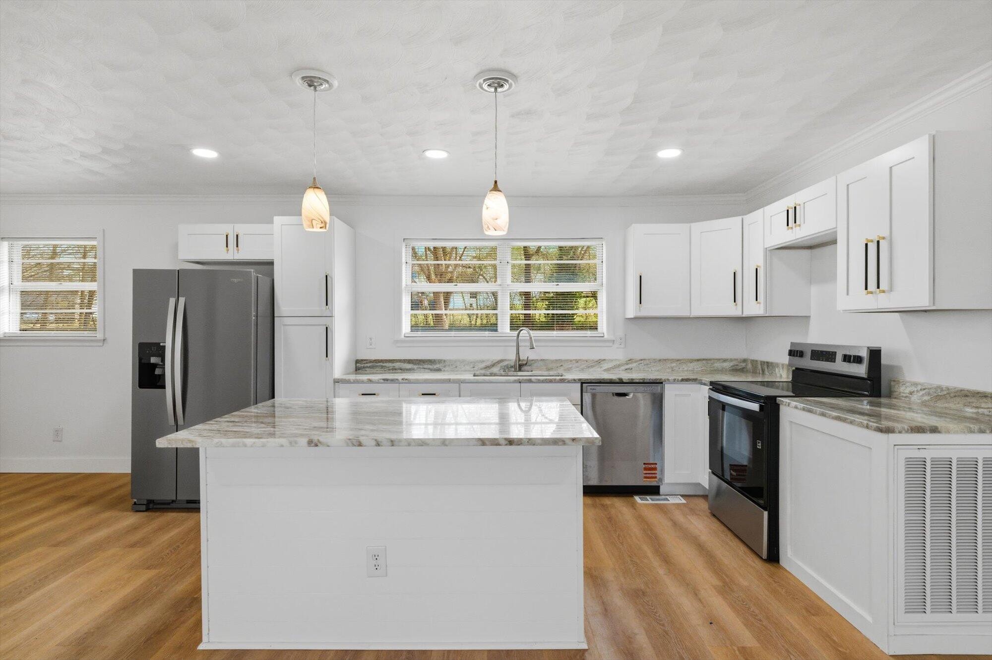 3355 SE Dockery Street SE