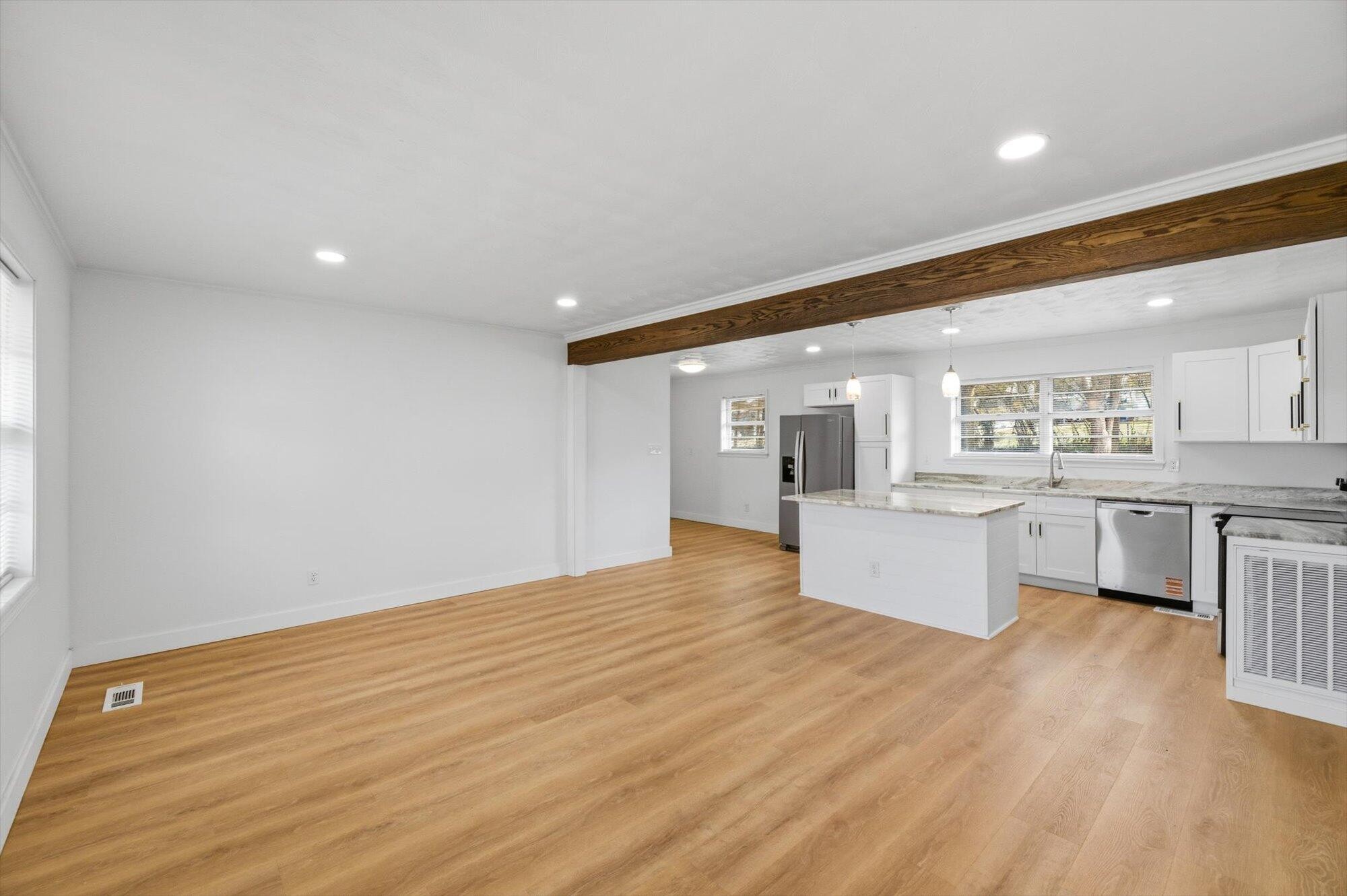 3355 SE Dockery Street SE