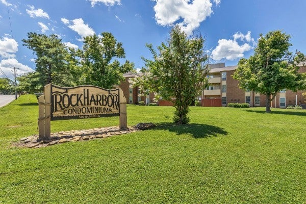 2-bed condo at 515 Basswood Ave 82, Nashville, sold September 18, 2026
