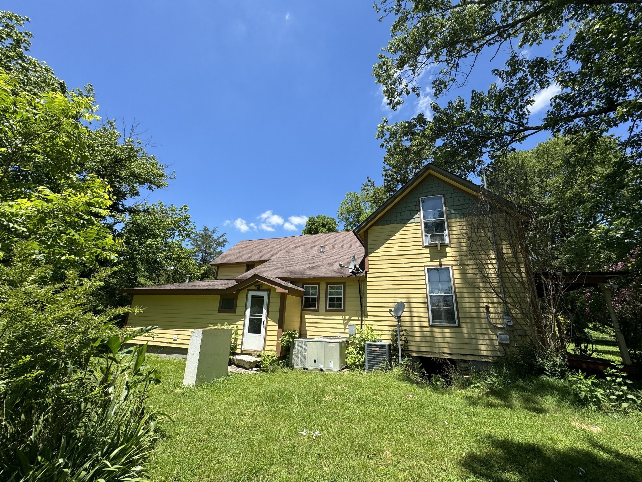 2342 Valley Creek Rd