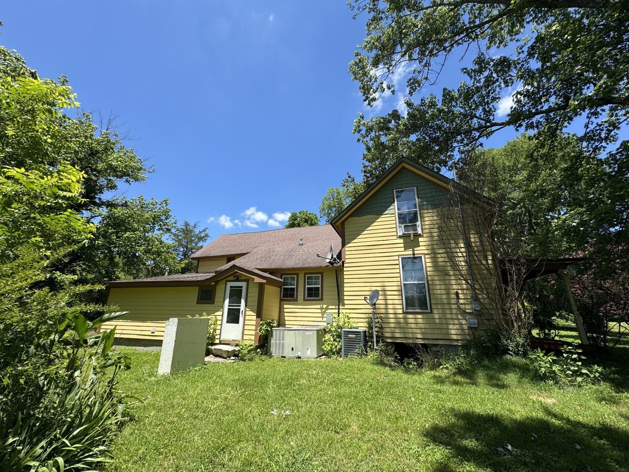 2342 Valley Creek Rd