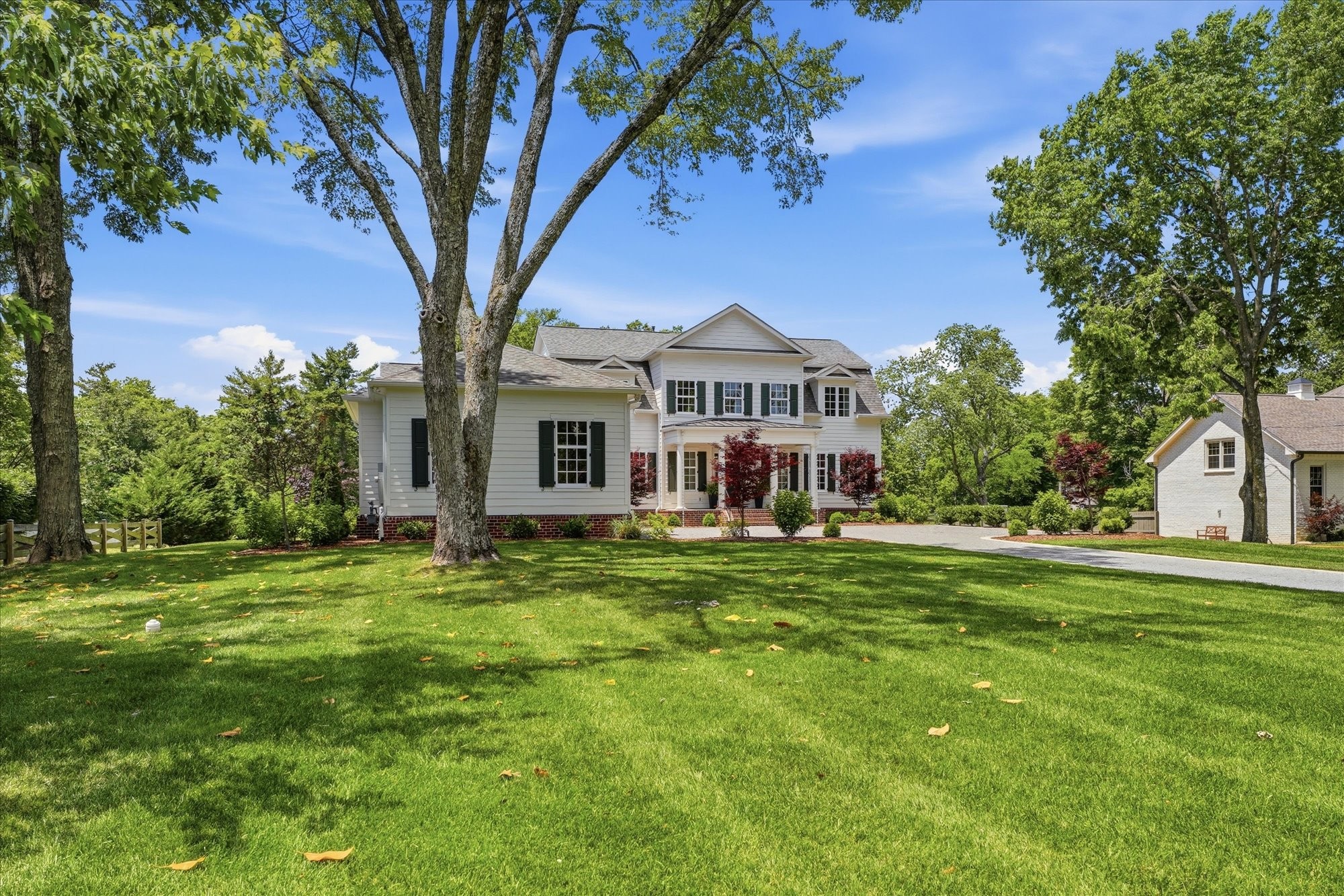 9215 Brushboro Dr