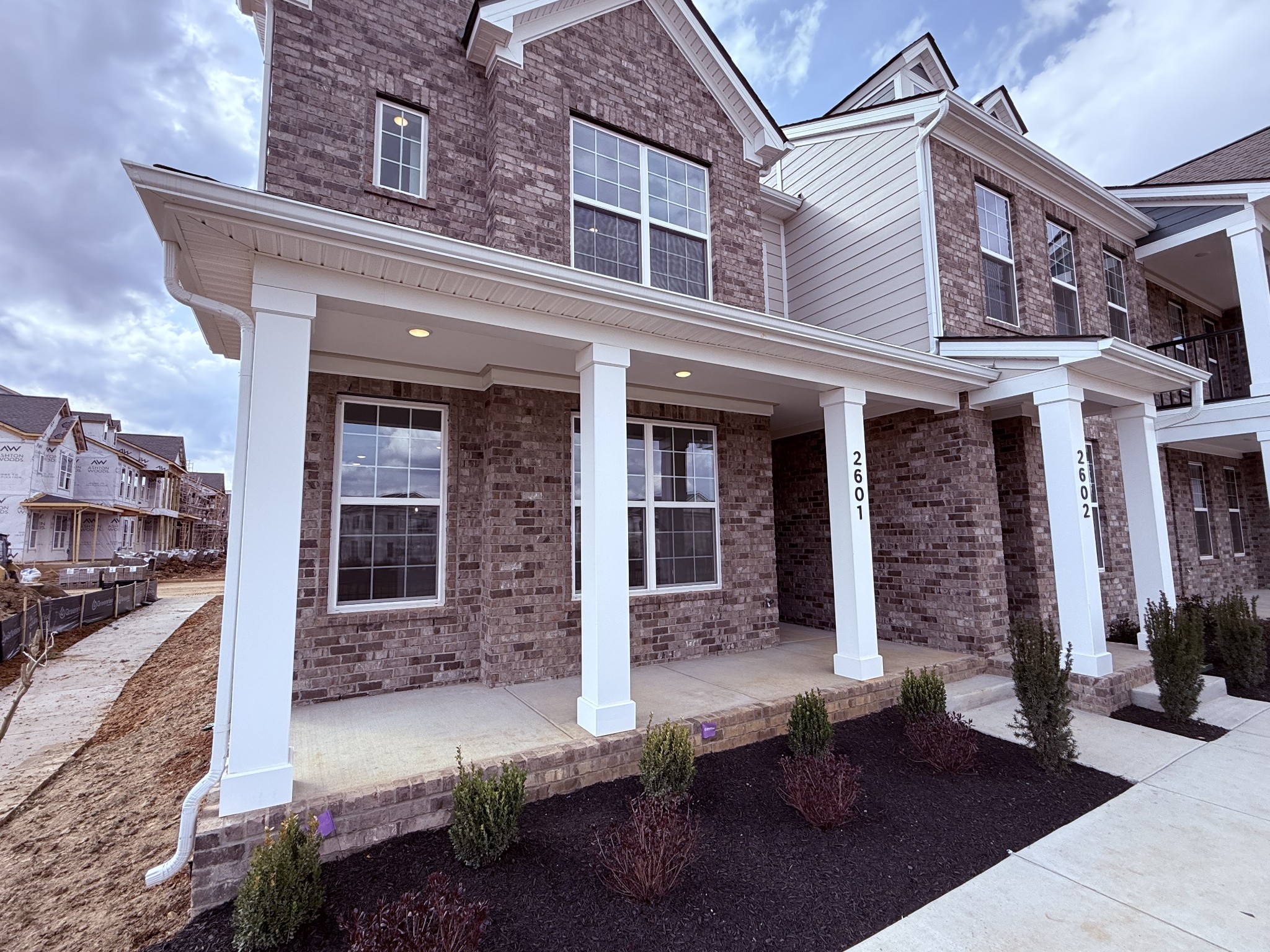 2718 Willowoak Trl 2601