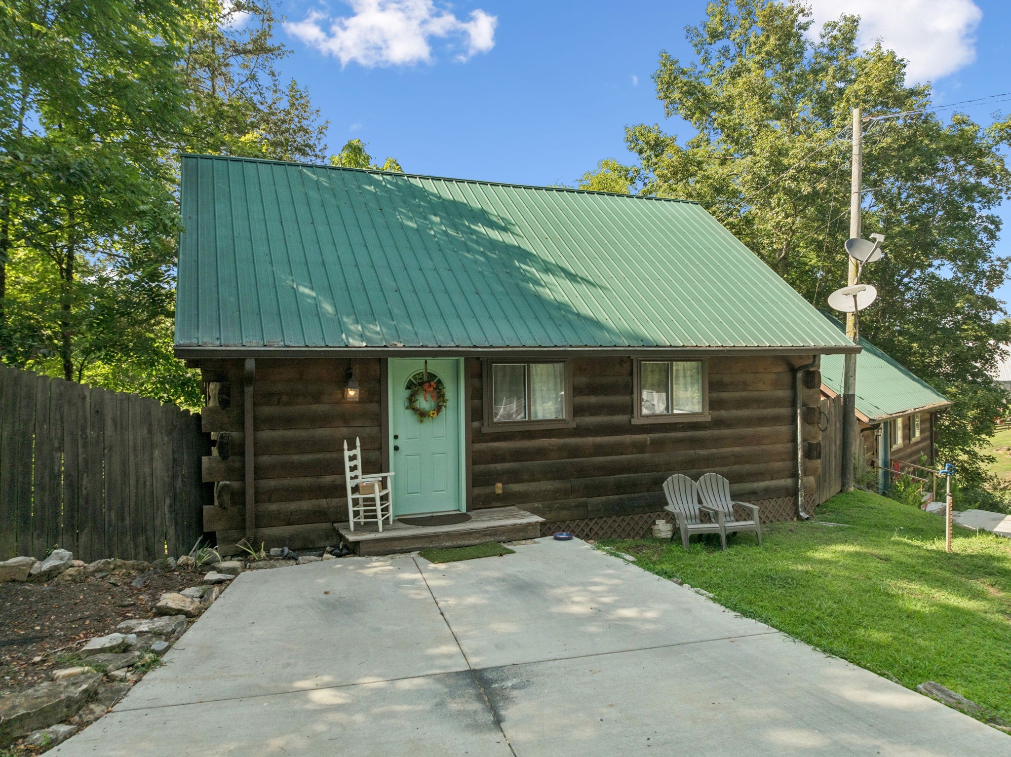 6823 Piney River Rd N