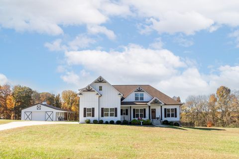 Photo of 3378 New Hall Rd, Greenbrier, TN 37073 (MLS # 3123344)