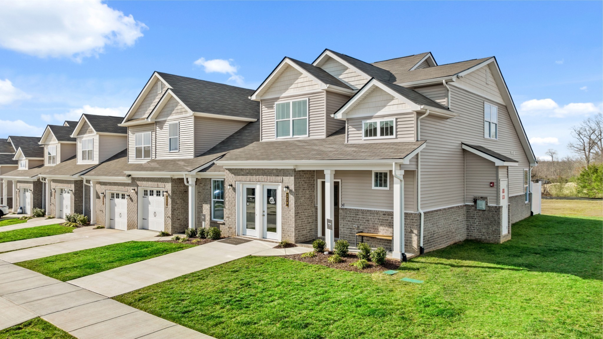 1647 Manuka Lane