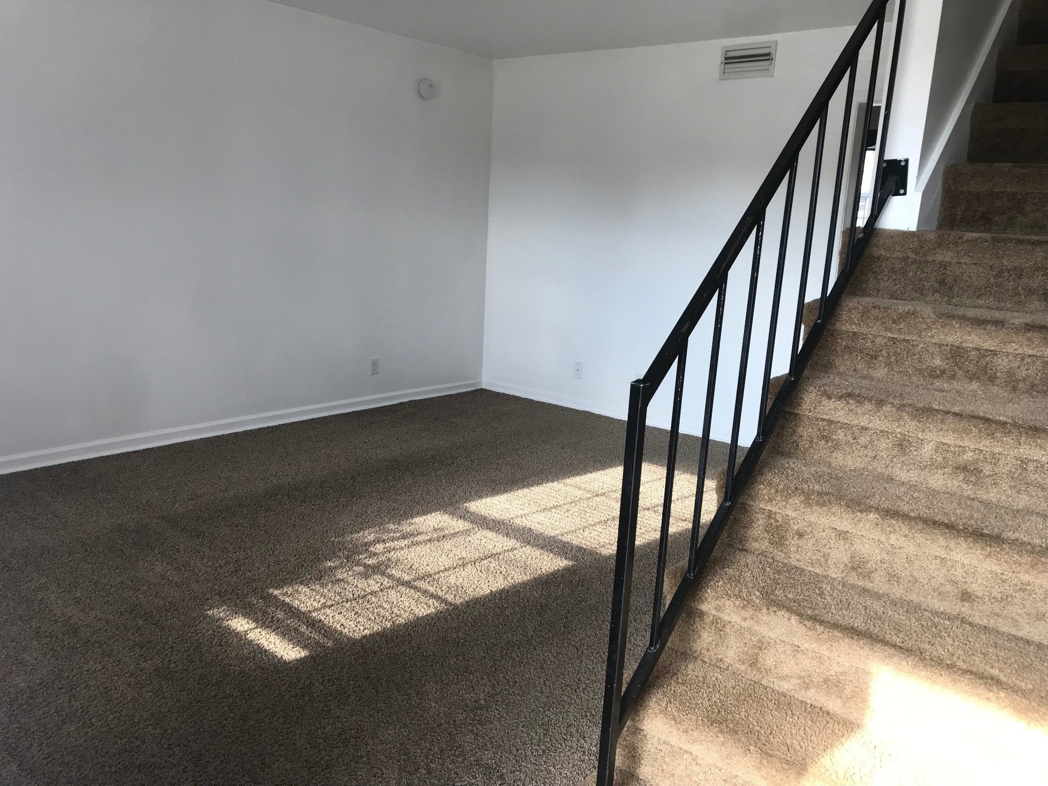 362 Peabody Dr 3