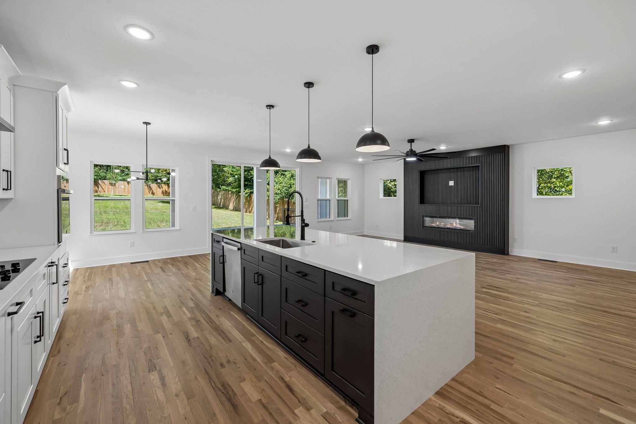 4-bed listing at 3826 Saunders Ave, Nashville