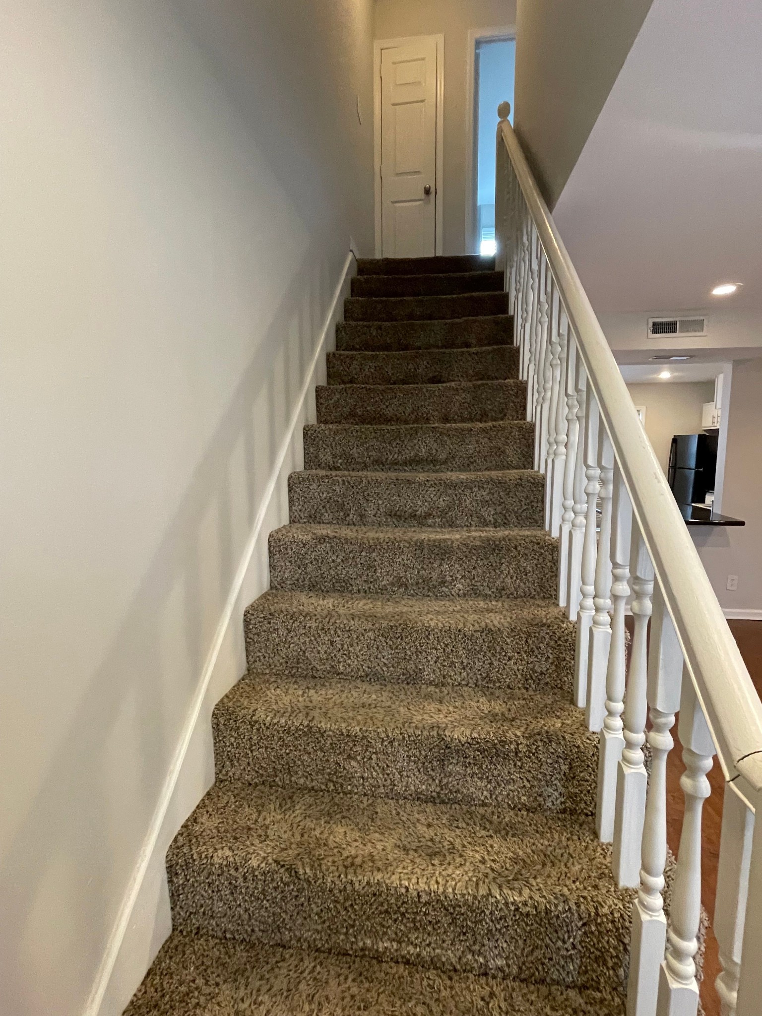 724 Due West Ave N D