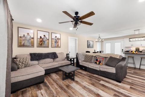 990 Miriah Dr McMinnville TN 37110