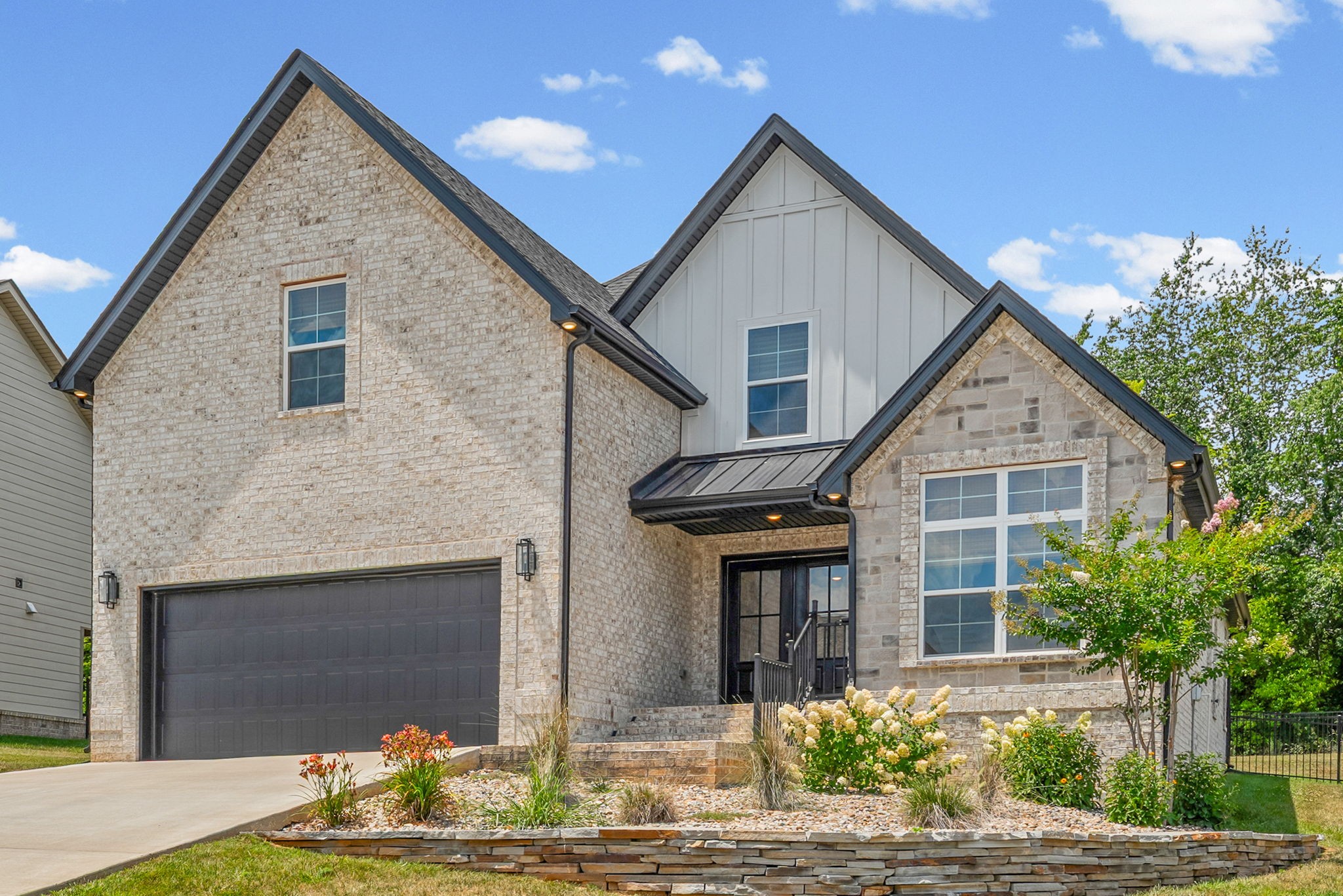 365 Frontier Dr