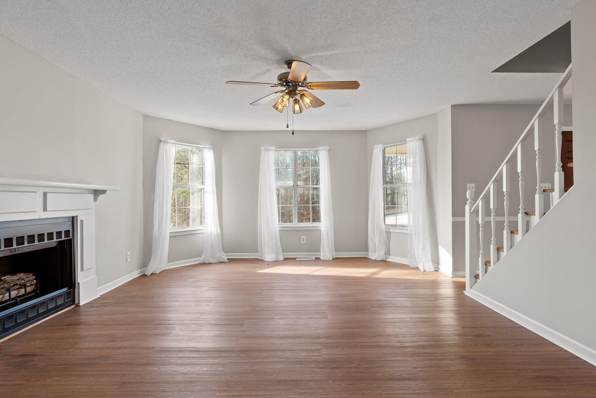 7701 Diamondhead Drive