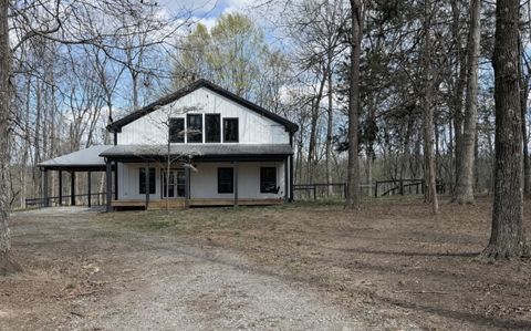 452B Northup Rd Portland TN 37148