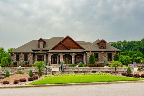 563 Pond Apple Road Clarksville TN 37043