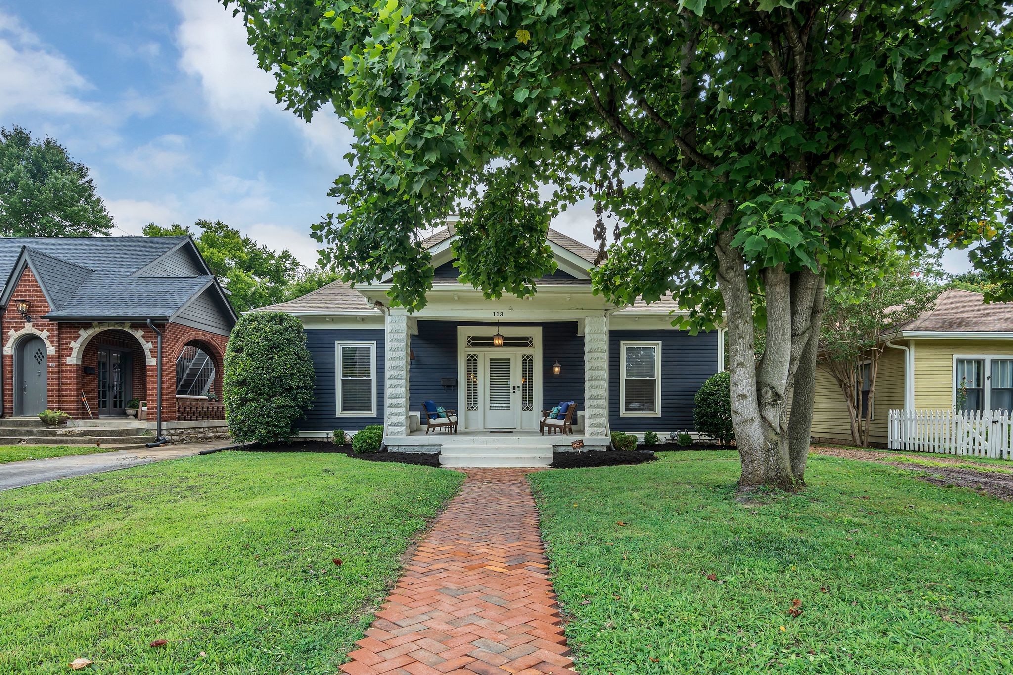 113 Scott Ave