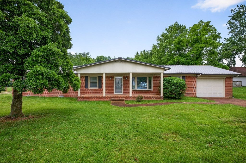 1115 Patrick St