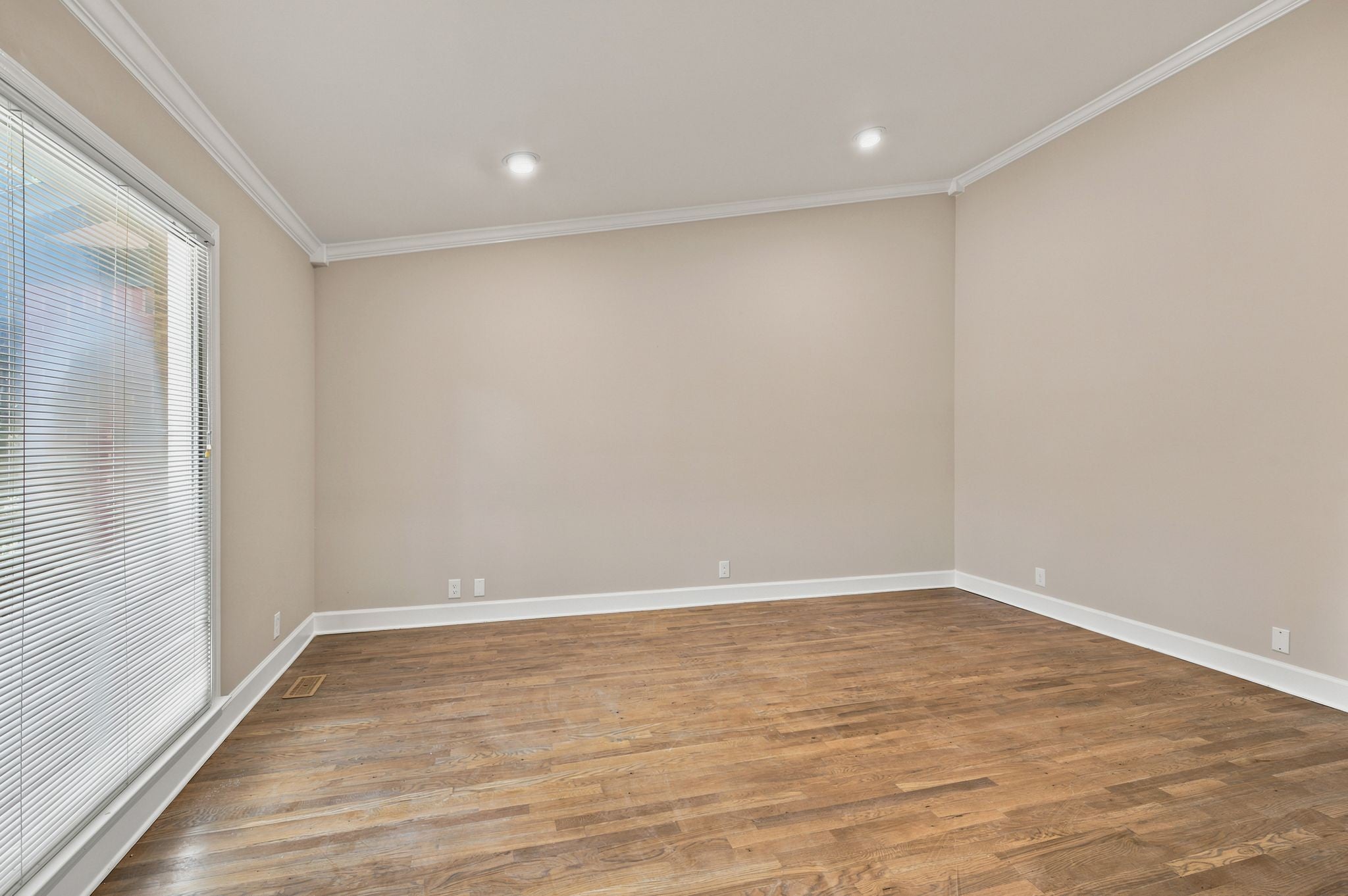 224 Highland Villa Cir