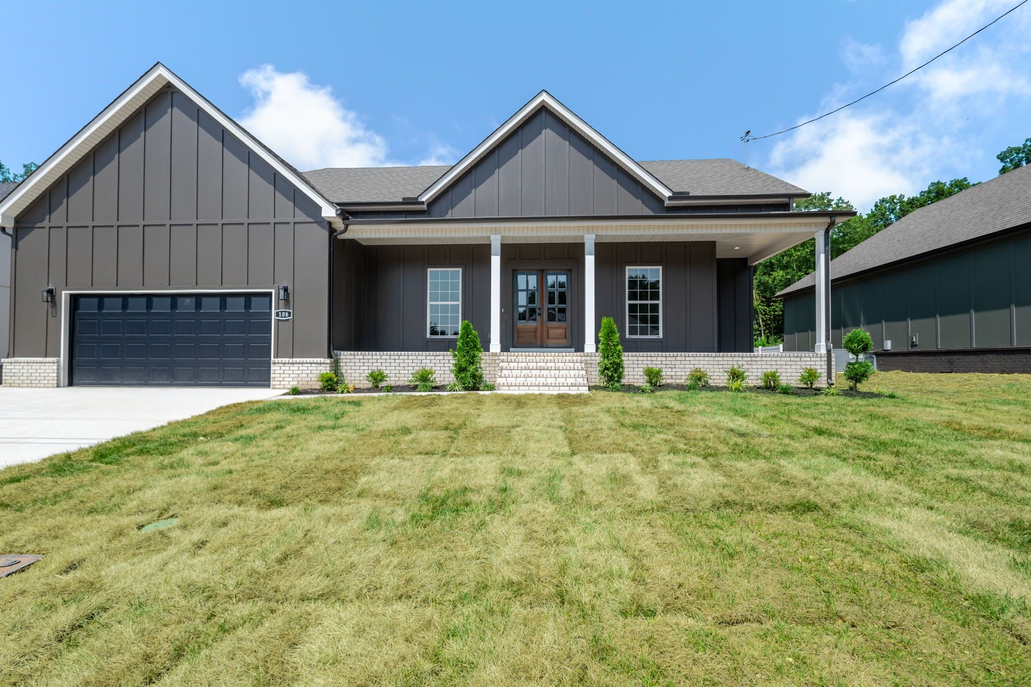 108 Stonebrook Drive