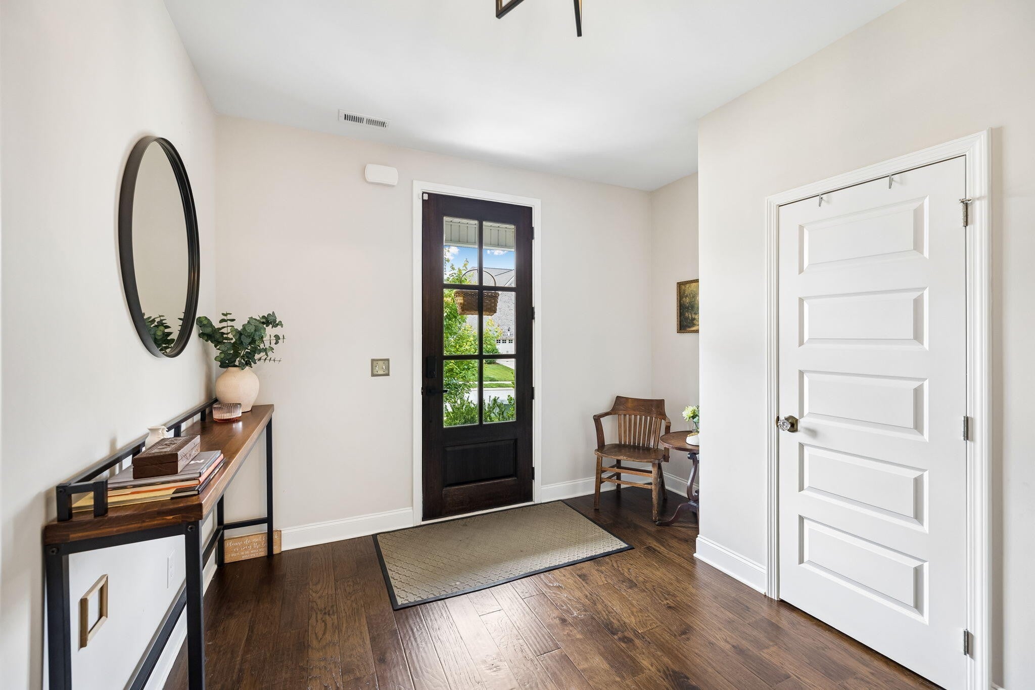 1648 Buttonwood Loop
