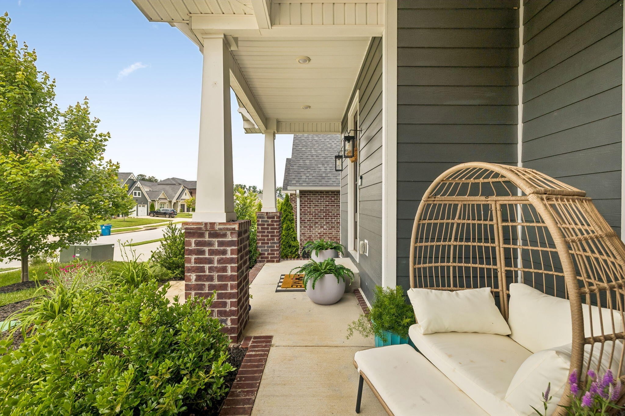 1648 Buttonwood Loop