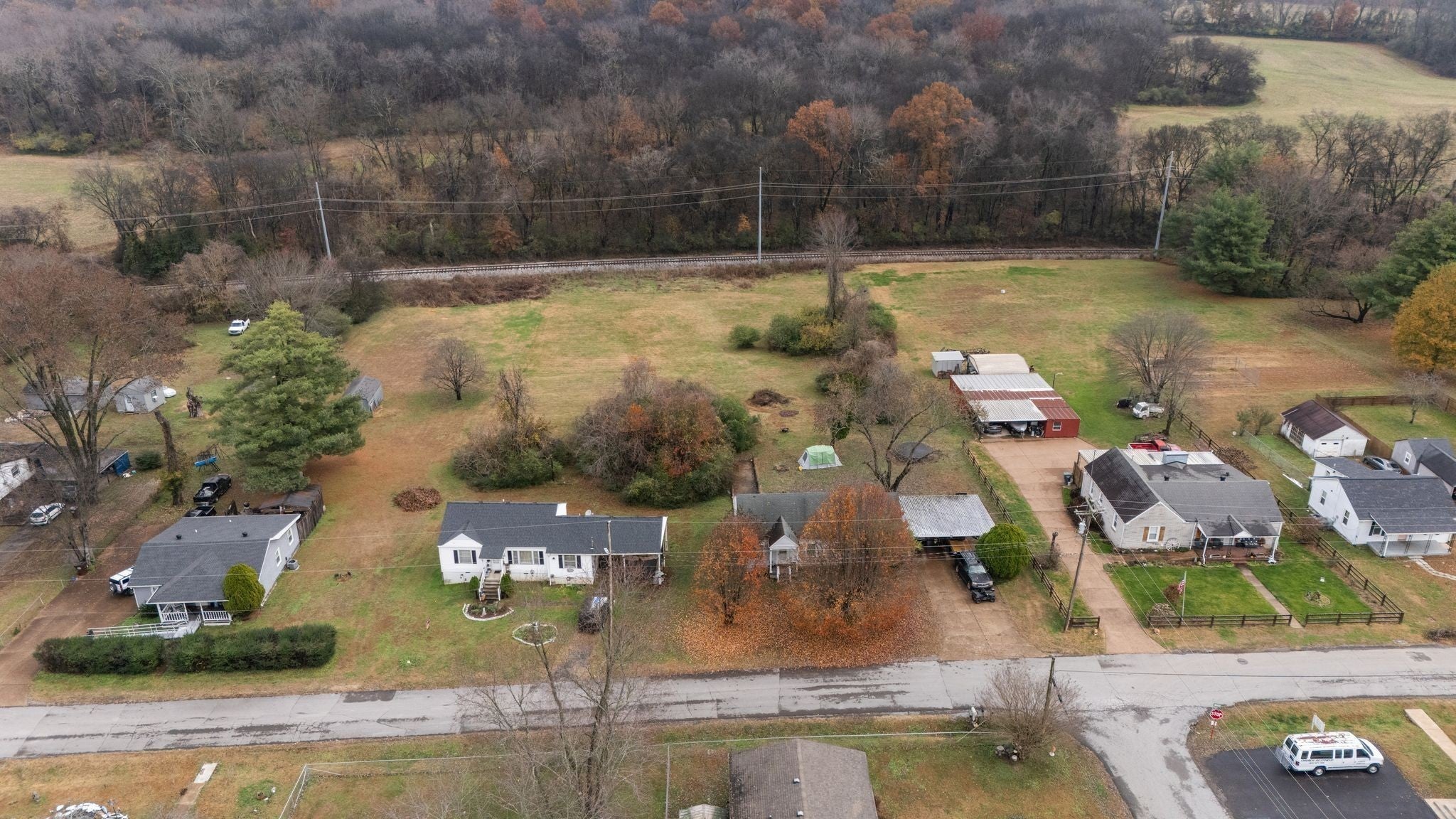 4252 Woods St, Old Hickory TN 37138 3-bed home, photo 2 of 25