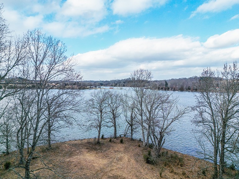 255 Cherokee Dock Rd