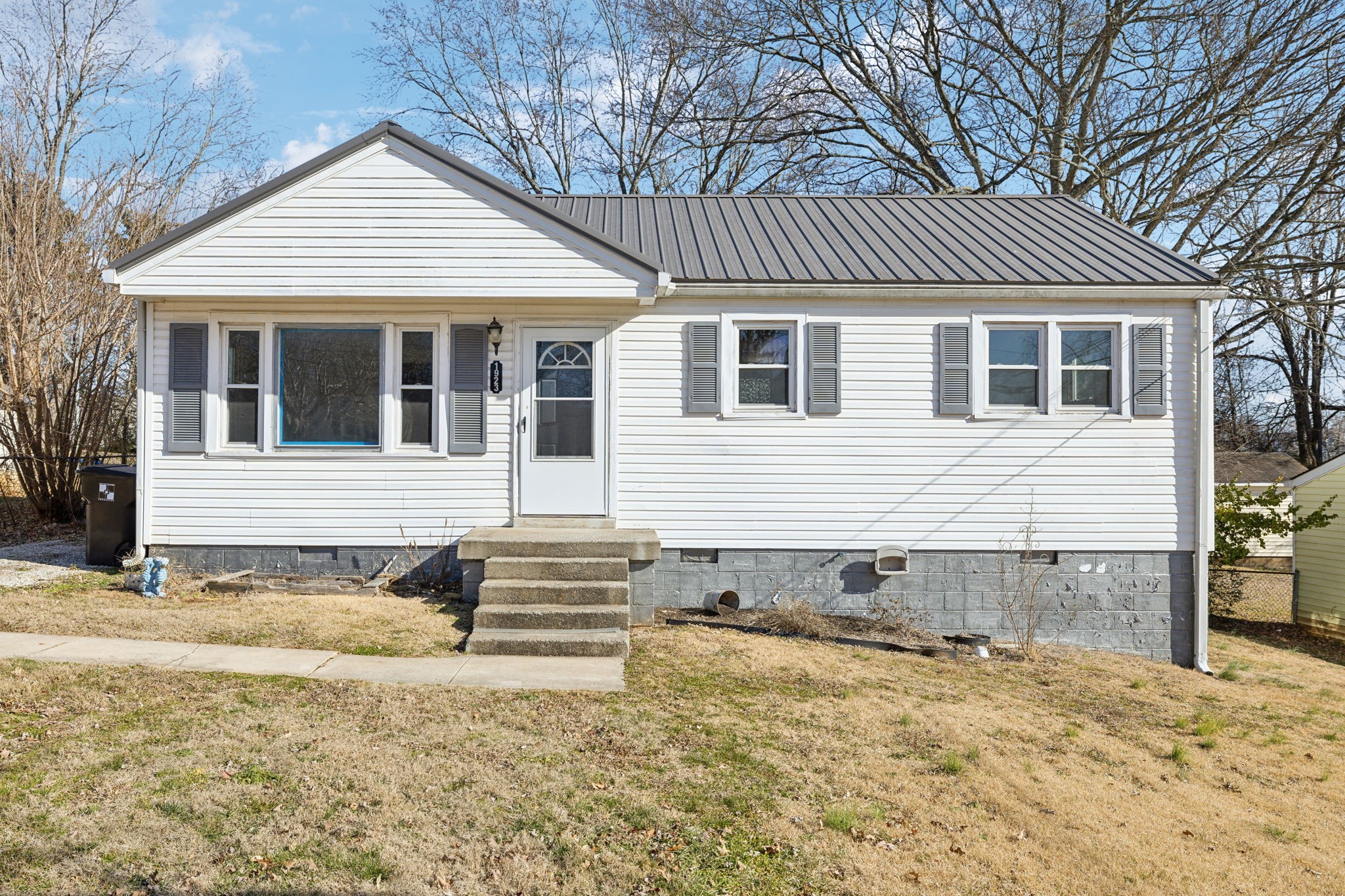 Photo 1 of 23 — 1923 Overton Dr, Columbia, TN 38401