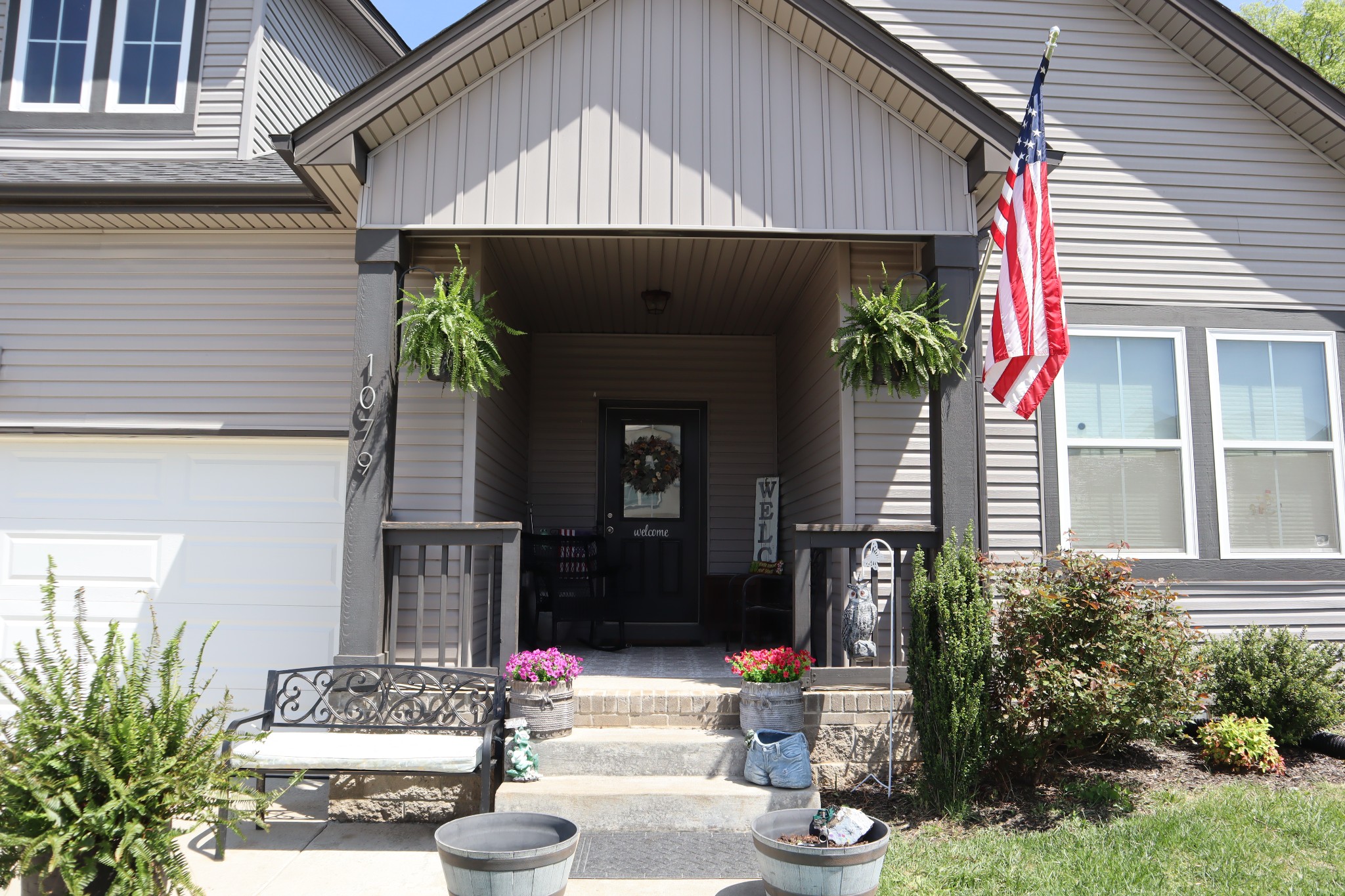 1079 Eagles View Dr