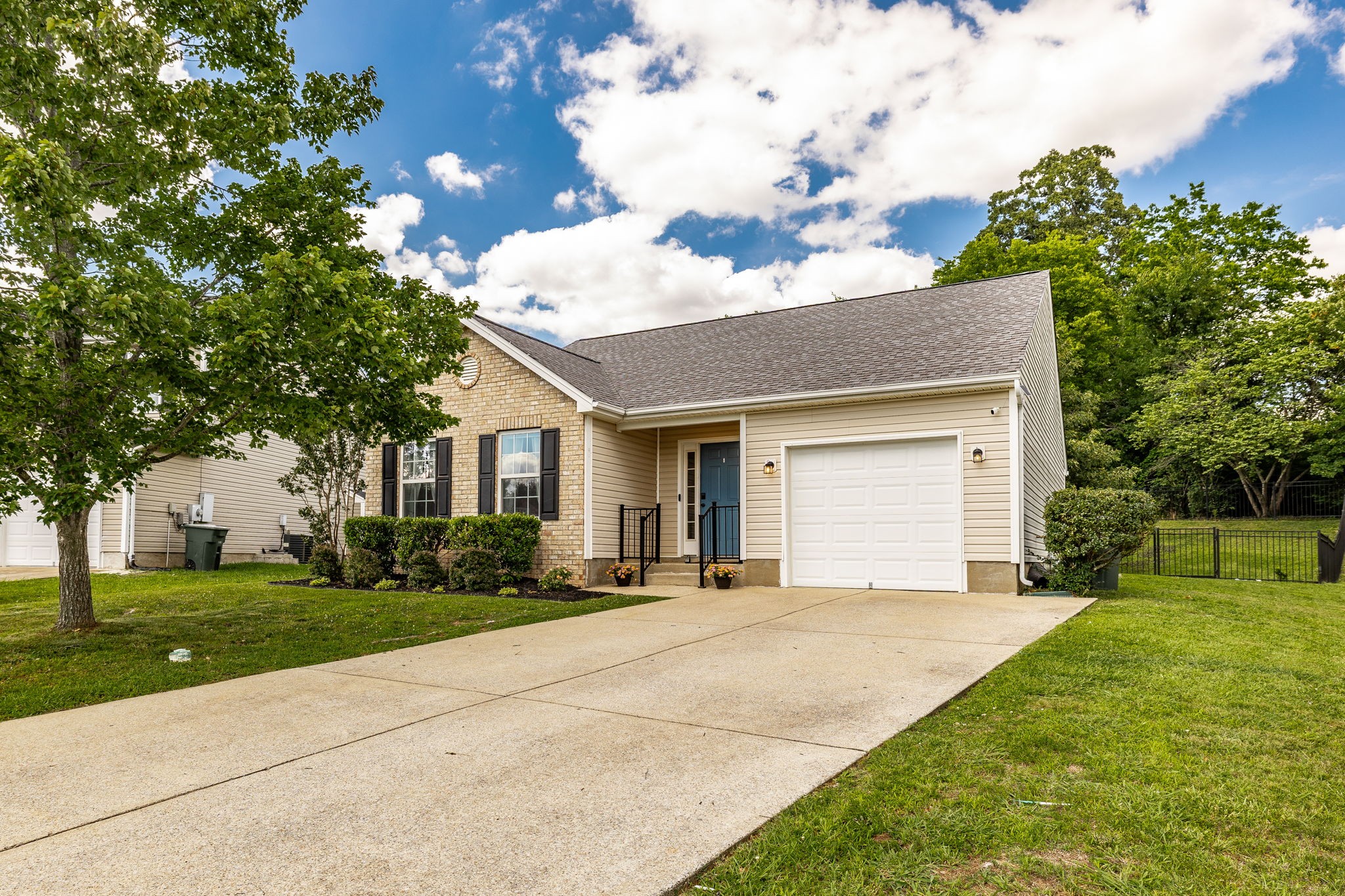 110 Dimaggio Dr