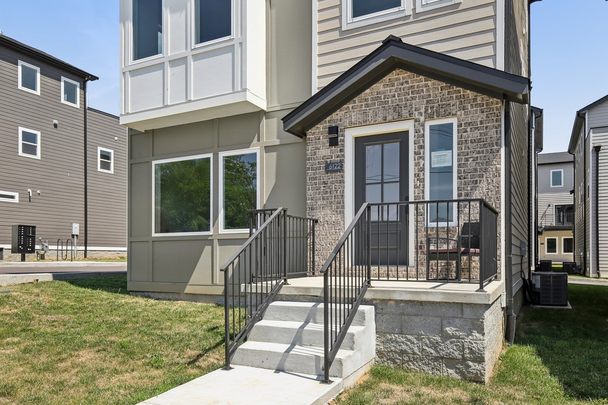 3-bed listing at 6122 Robertson Ave, Nashville