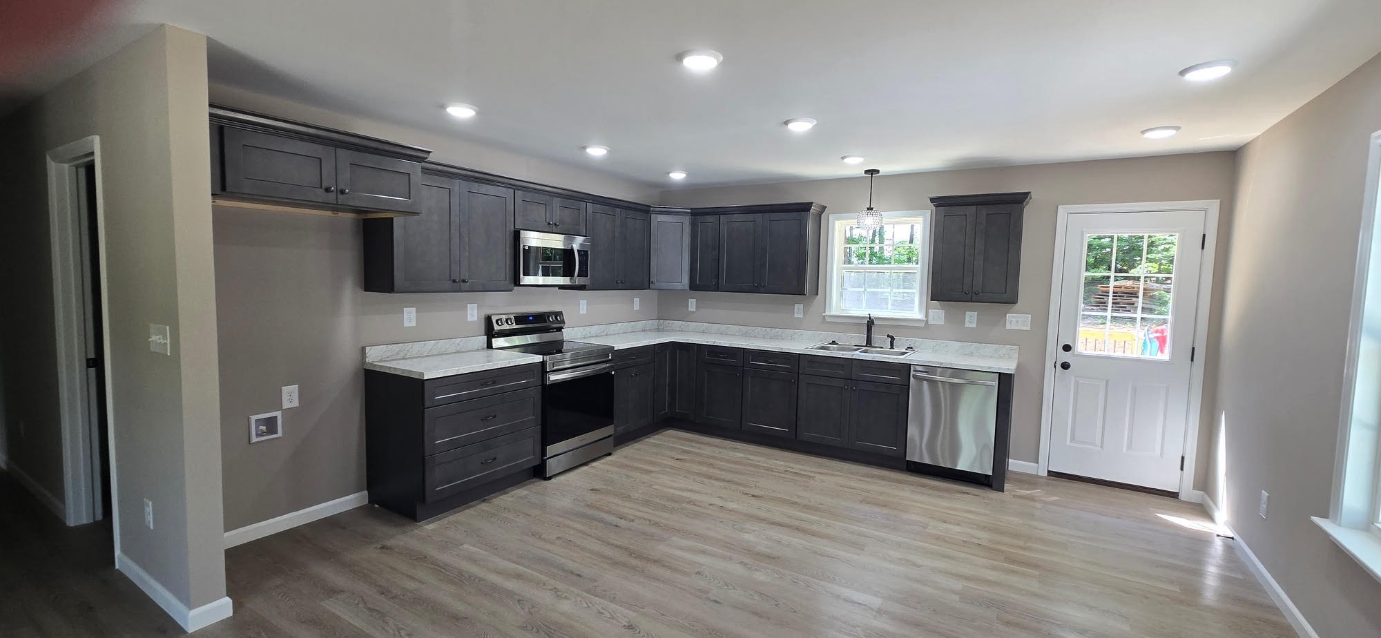 1323 Higginbotham Rd
