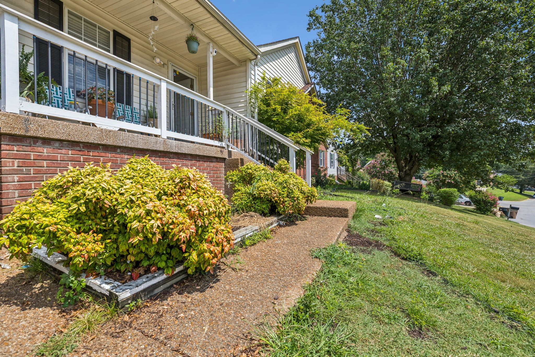 309 Cedarcreek Dr