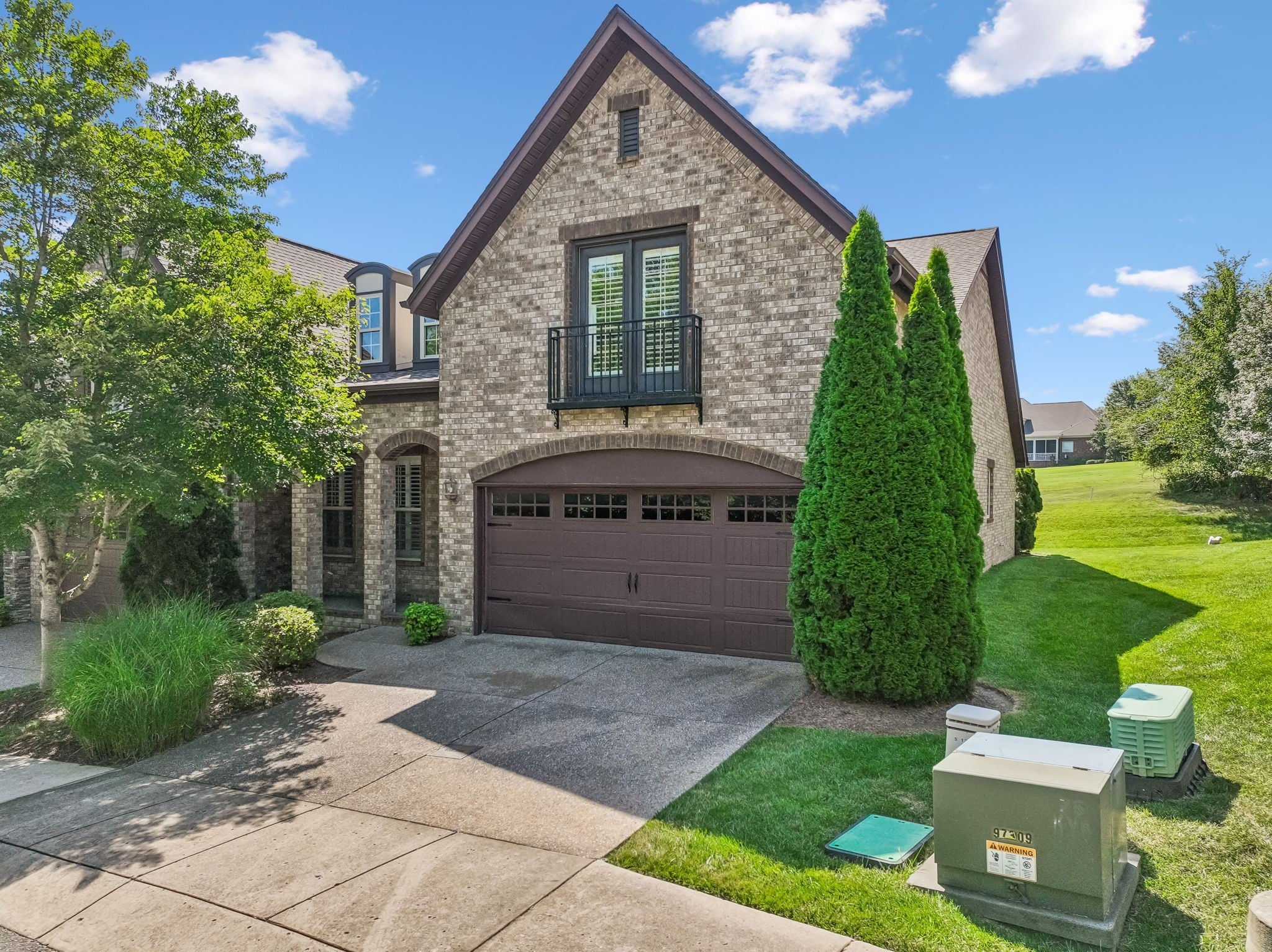 143 Village Cir