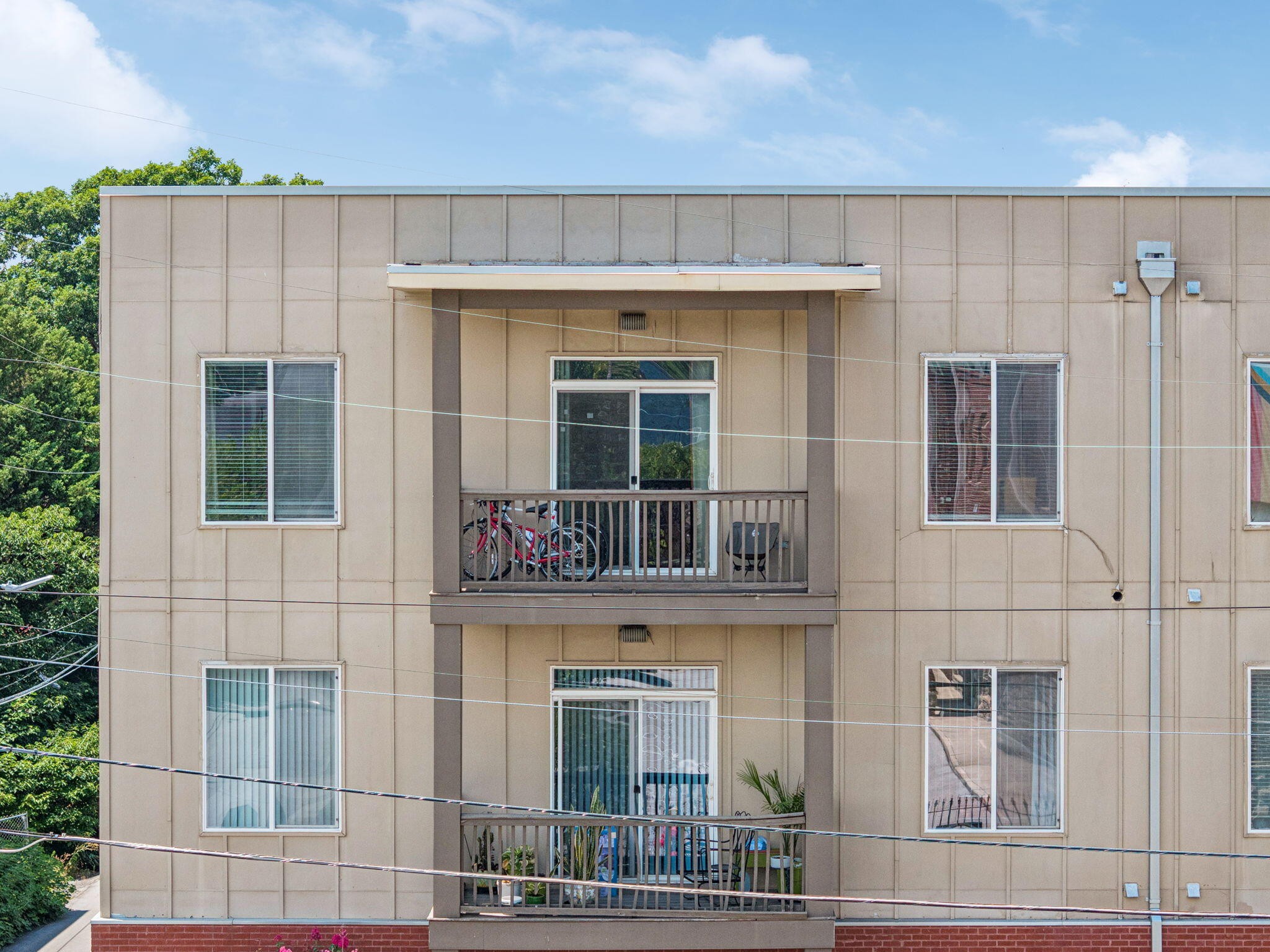 863 Flynn Street 302
