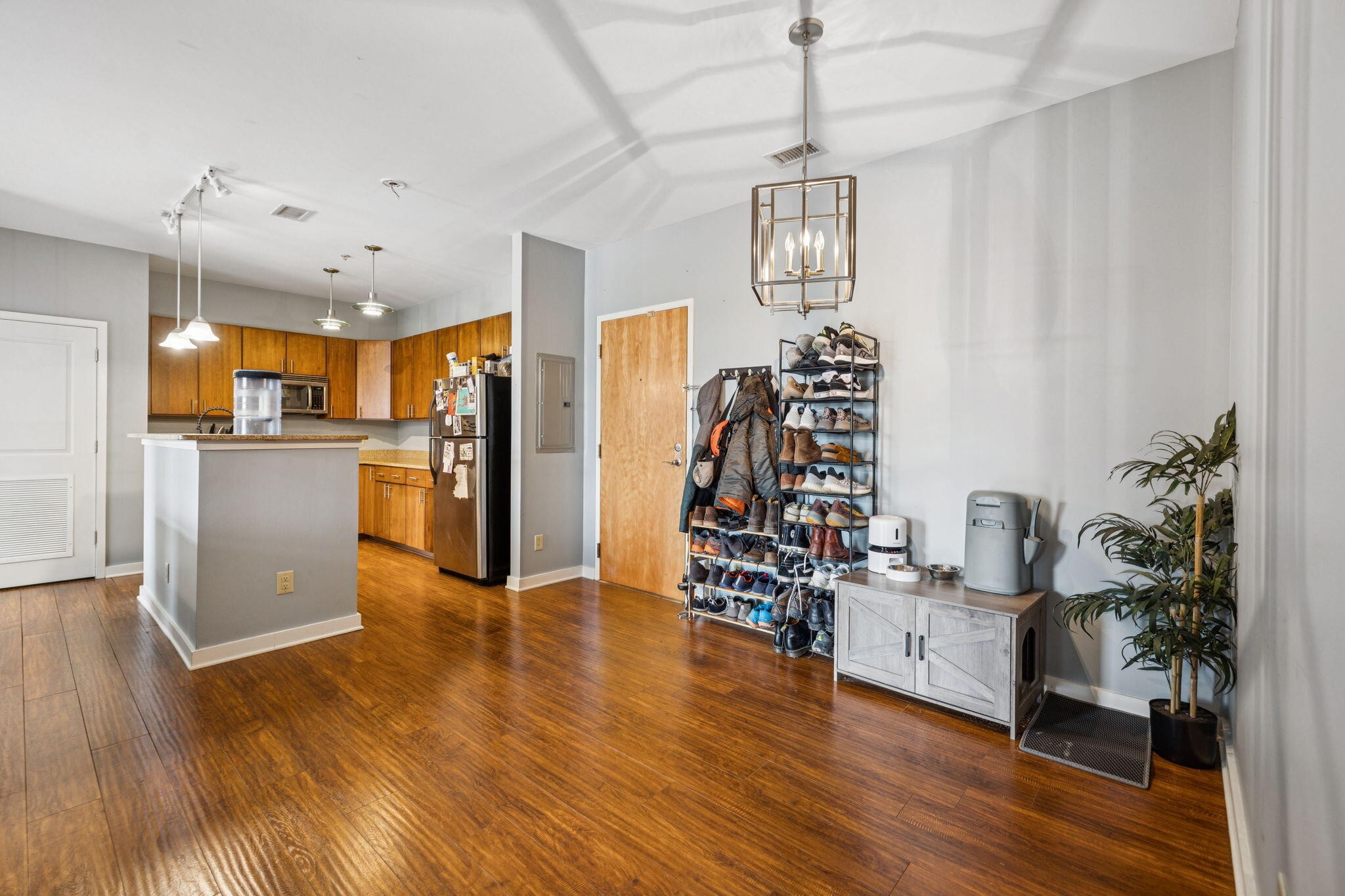 863 Flynn Street 302